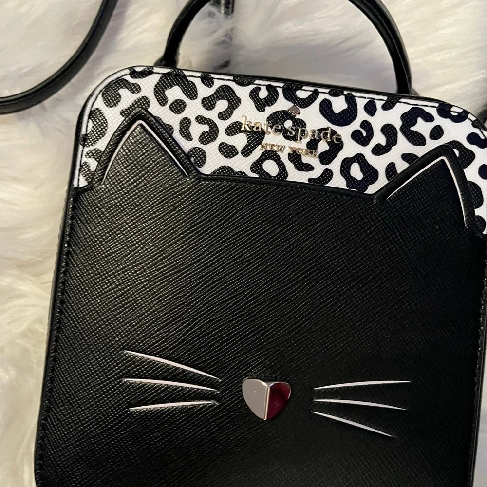 Kate Spade Cat crossbody Purse. Perfect condition, used once or twice. - Picture 12 of 14